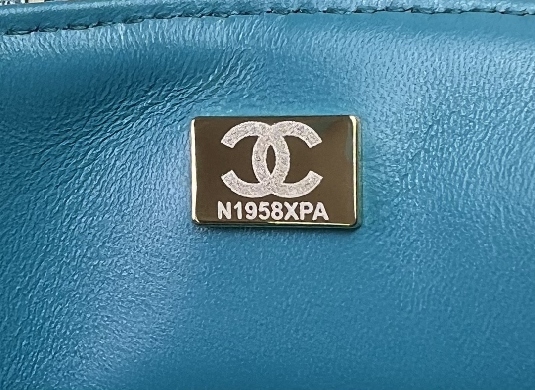 Ch*el classic 11.12 handbag tweed & gold-tone metal 6 × 9.9 × 2.5 in