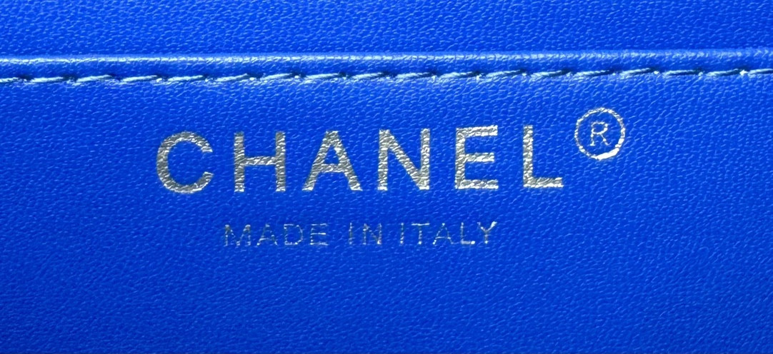 Ch*el mini classic 11.12 handbag tweed & silver-tone metal 4.7 × 7.8 × 2.3 in