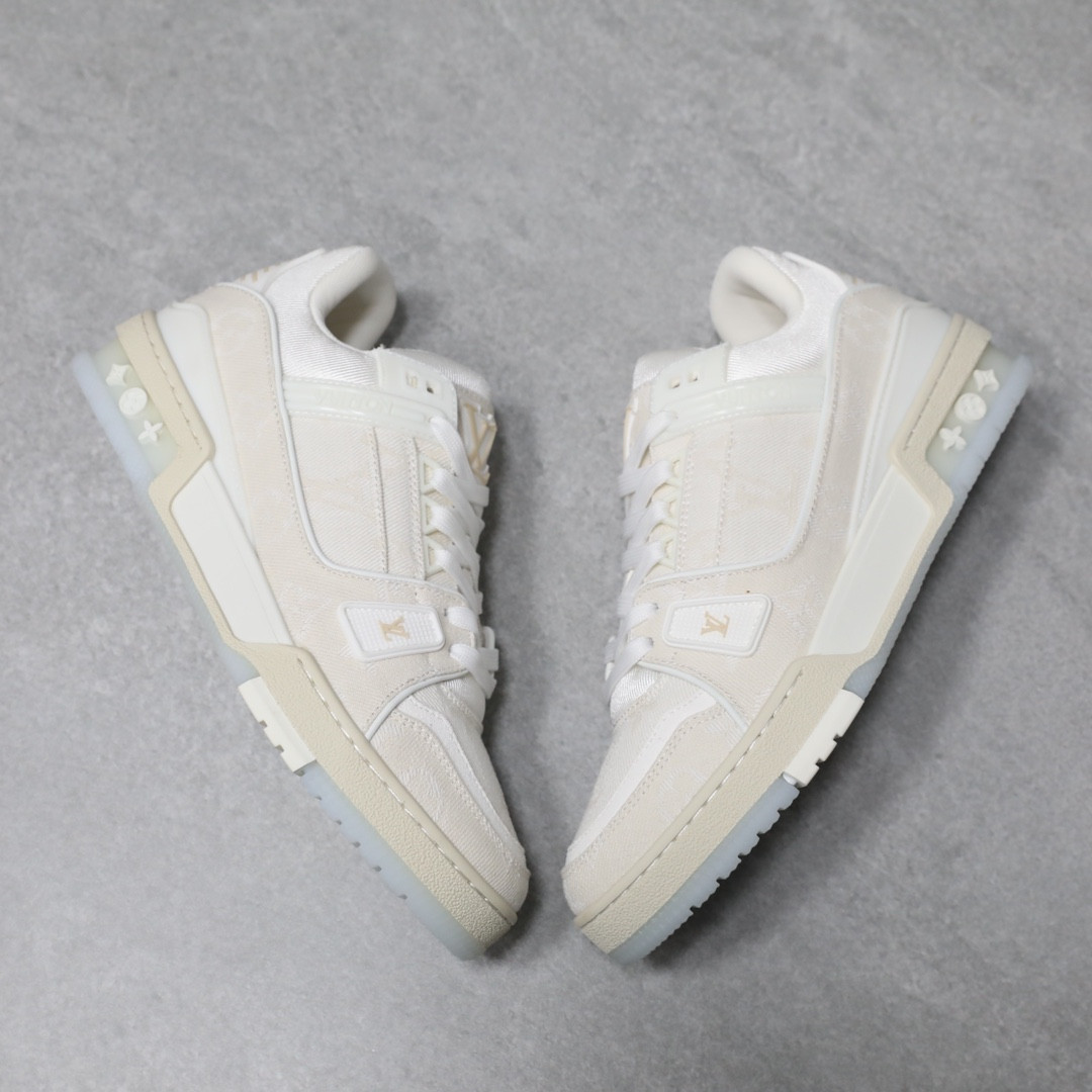 UA LV Trainer Sneaker