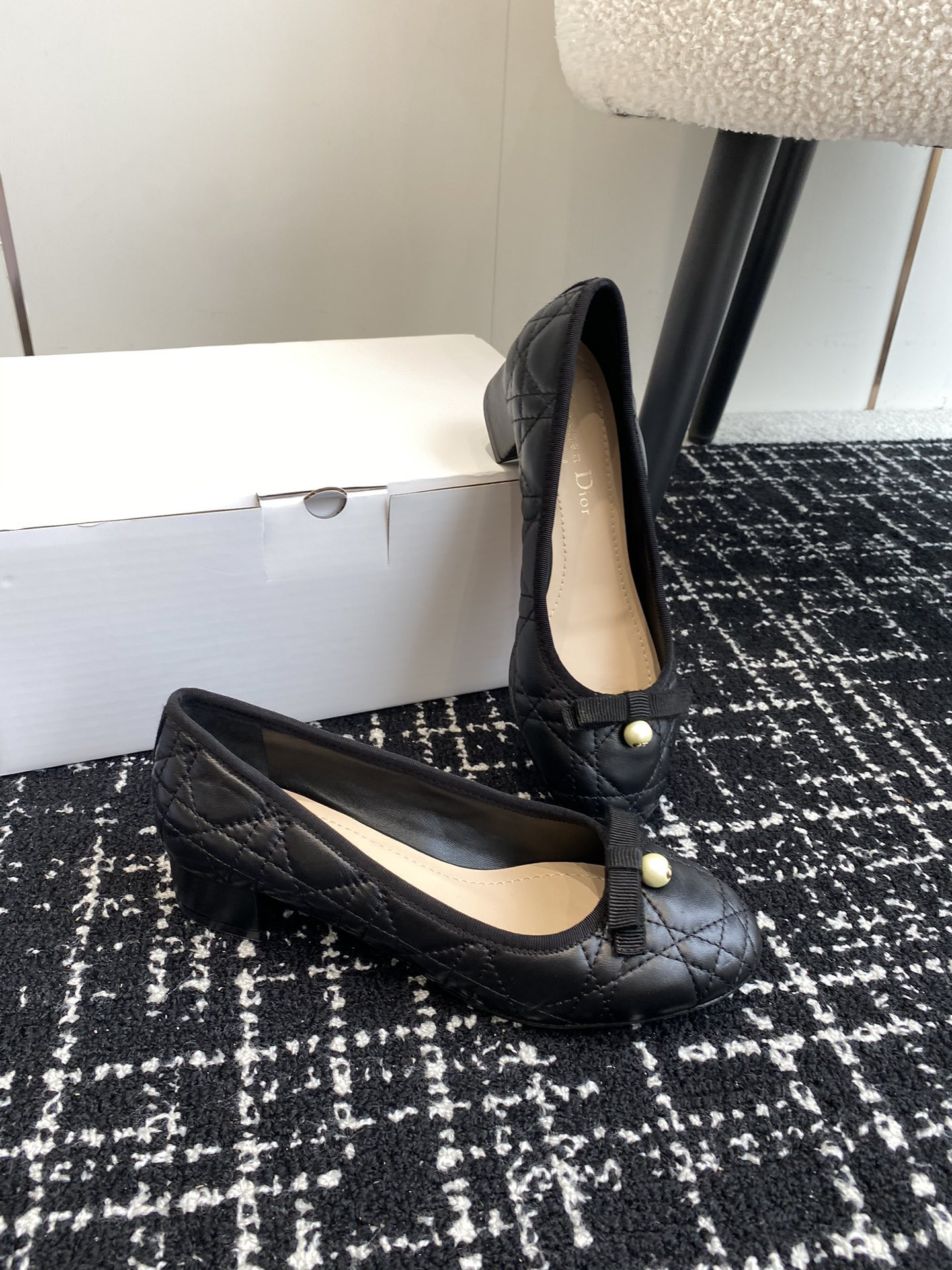 ua D*or ballet pump black