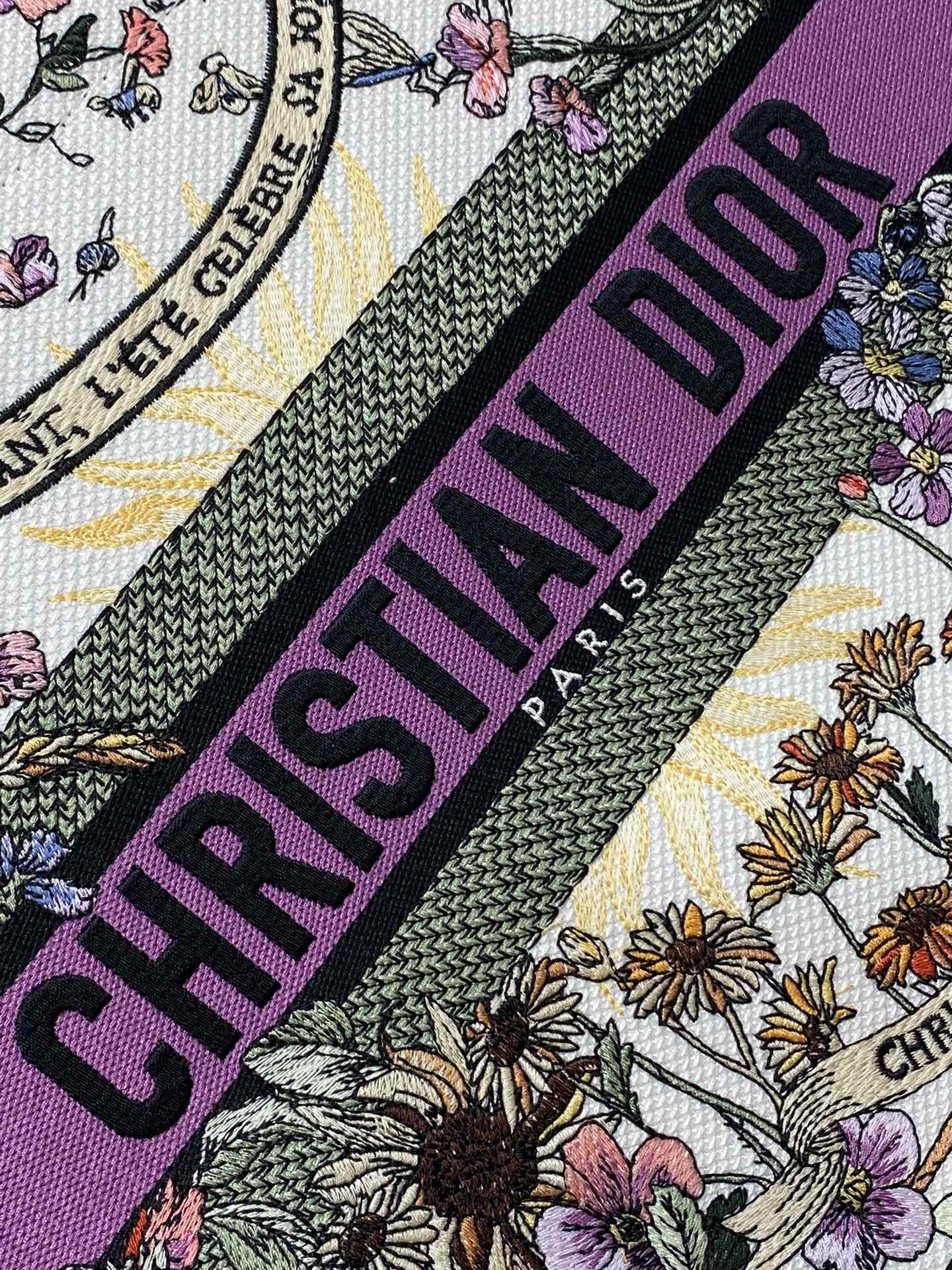 medium D*or book tote ecru multicolor D*or 4 saisons Été soleil embroidery 36 x 27.5 x 16.5 cm