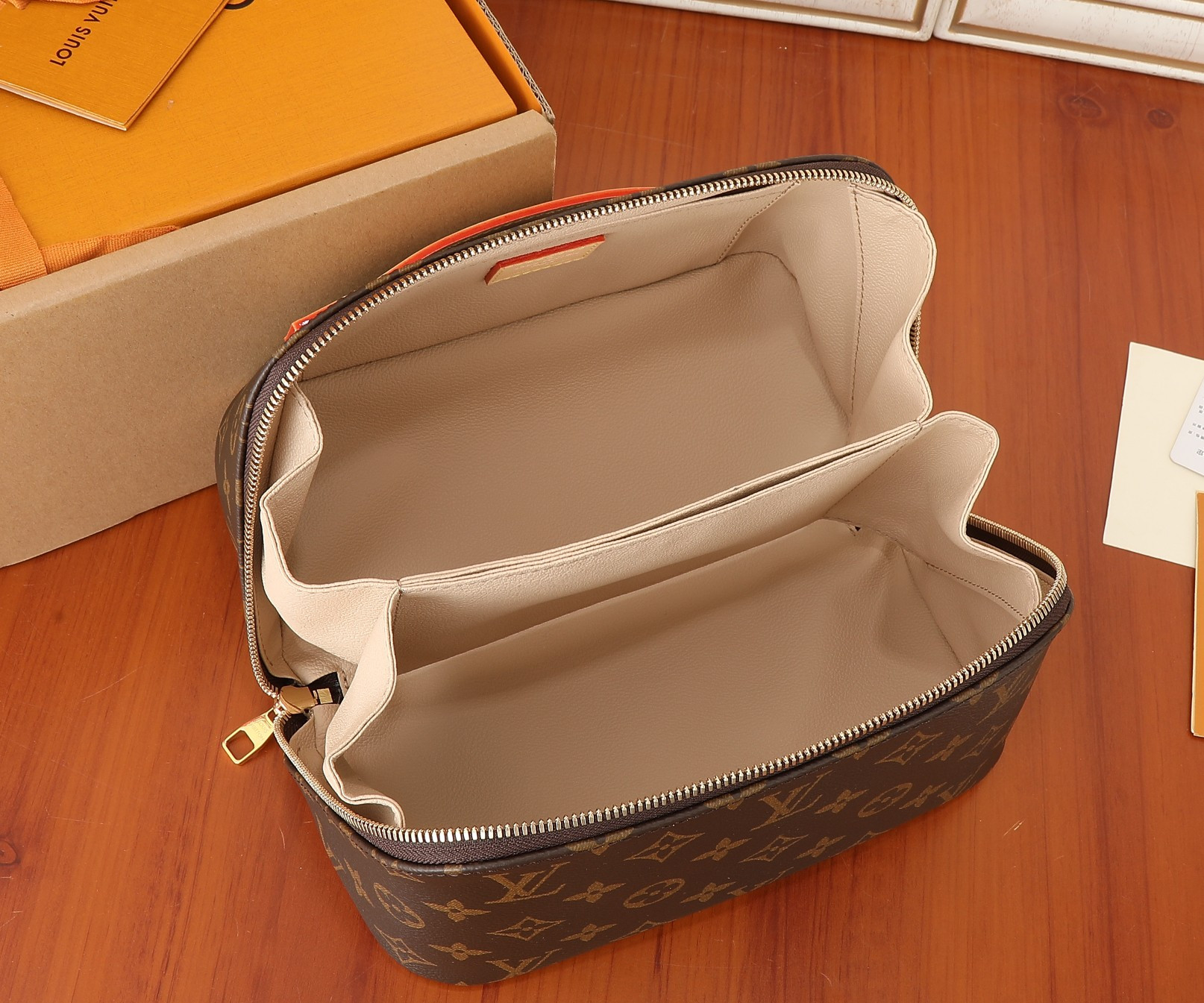 LV Toiletry Bag M11750 9.4 x 5.1 x 5.1 inches