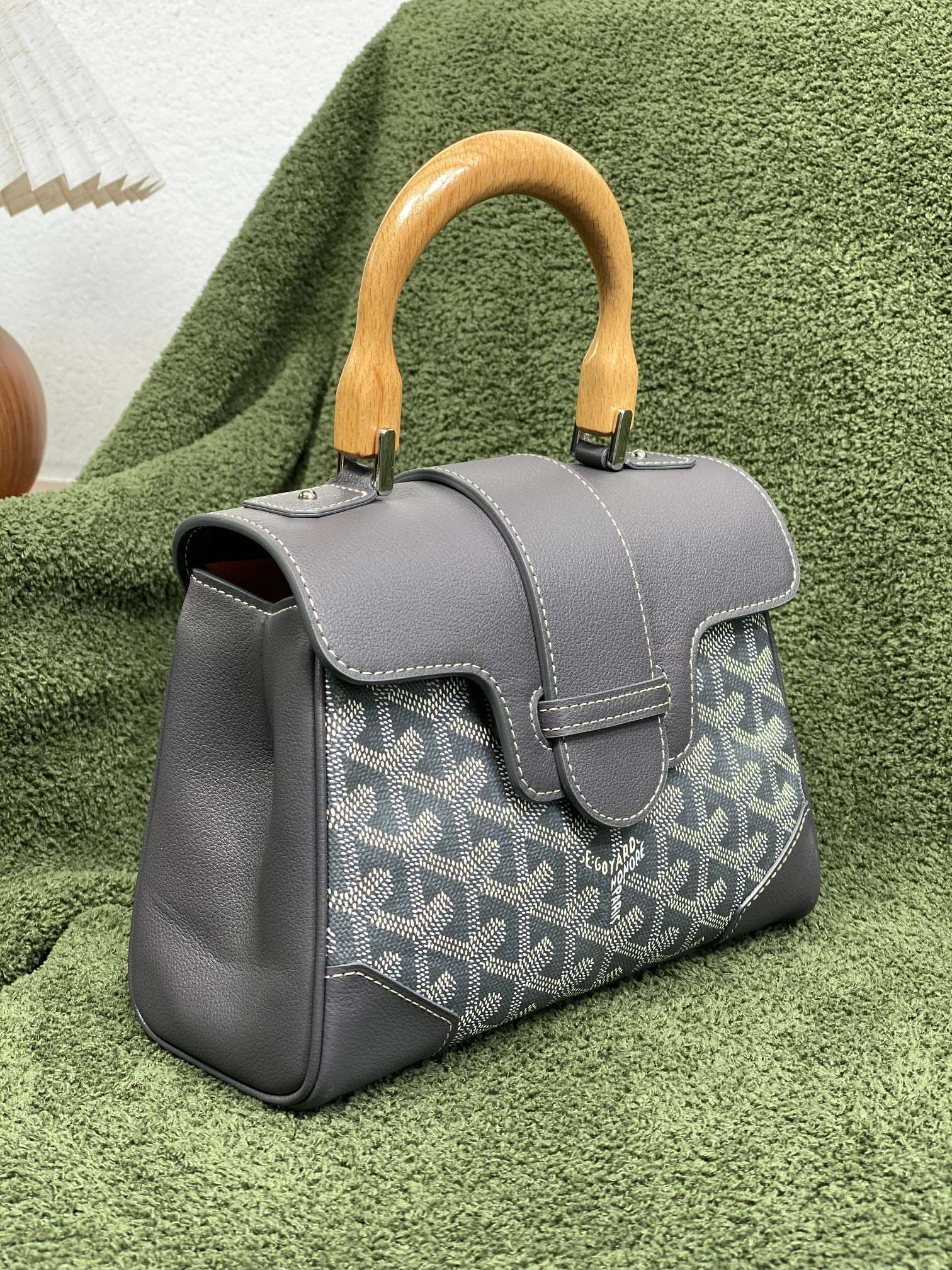 Go*ard saïgon structuré mini bag 20×15×7.5cm