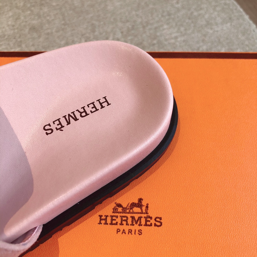 UA Hermès Empire Sandal