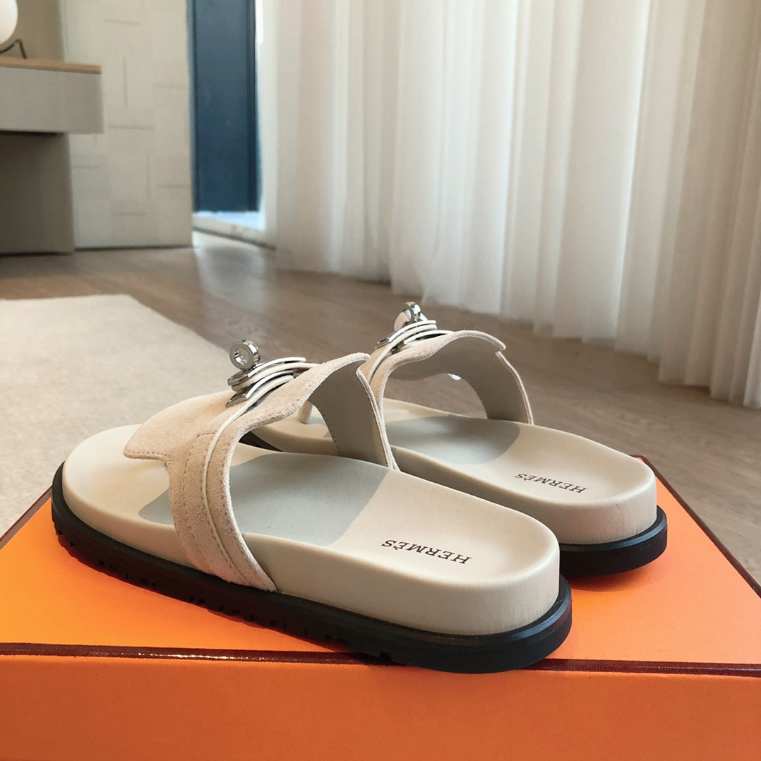 UA Hermès Empire Sandal