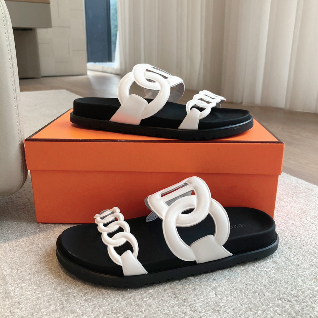 UA Hermès Extra sandal