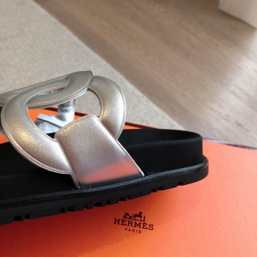 UA Hermès Extra sandal