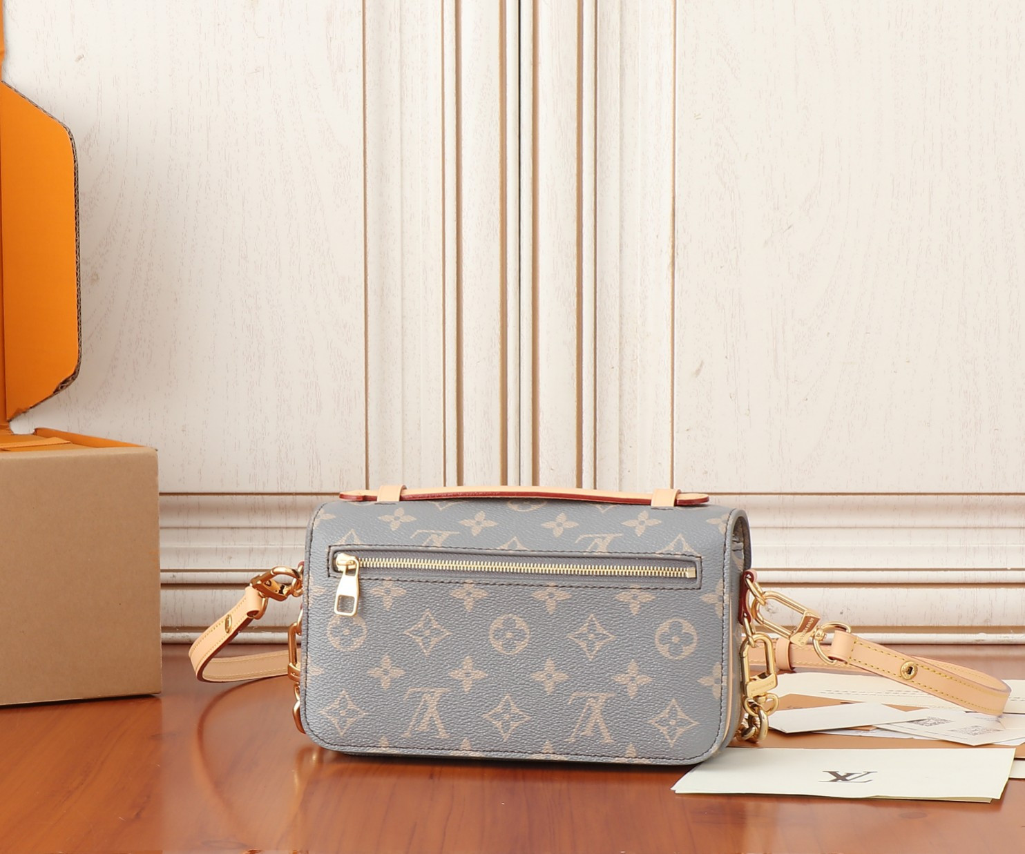 LV Pochette Métis East West M12429 21.5x13.5x6CM