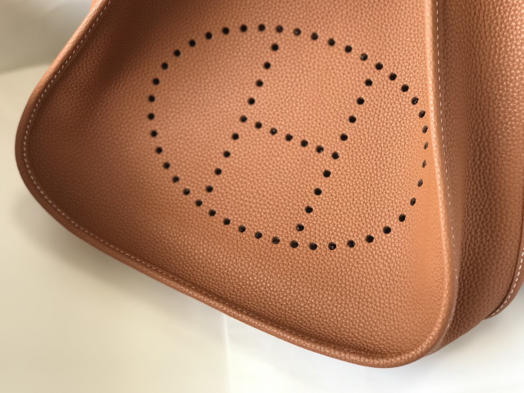 Hermès Evelyne Bag 28cm