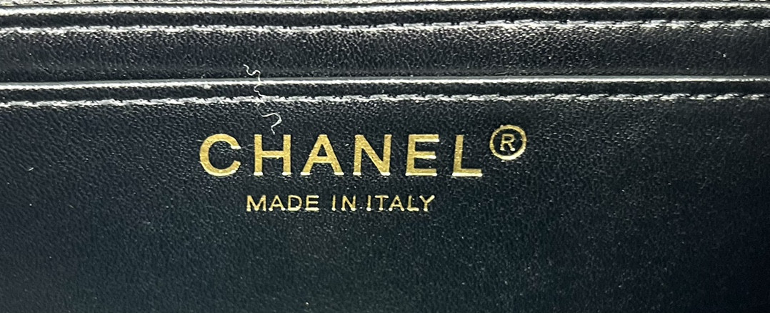 Ch*el classic flap bag 20cm