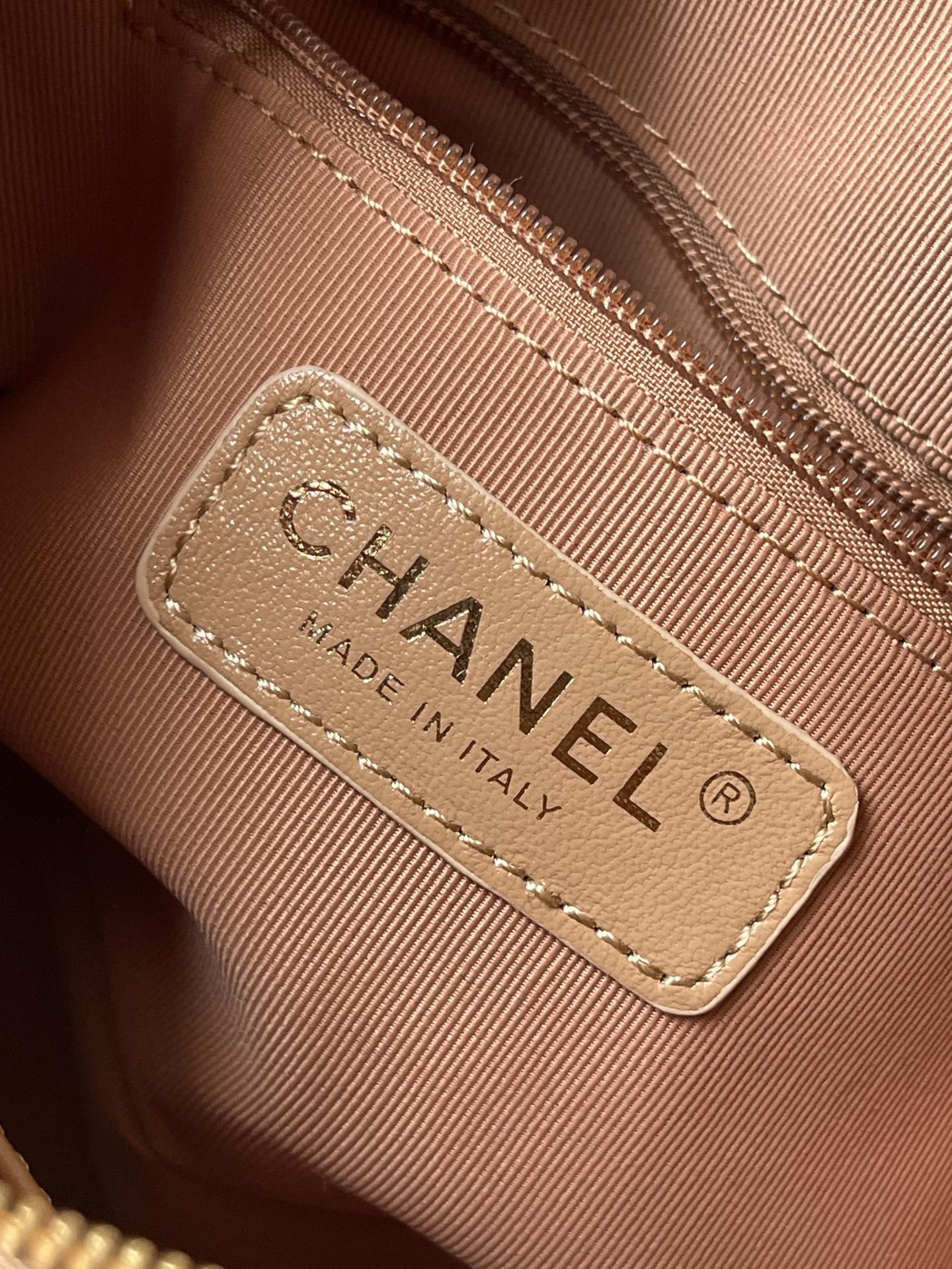 Ch*el small shopping bag 15x20x6cm