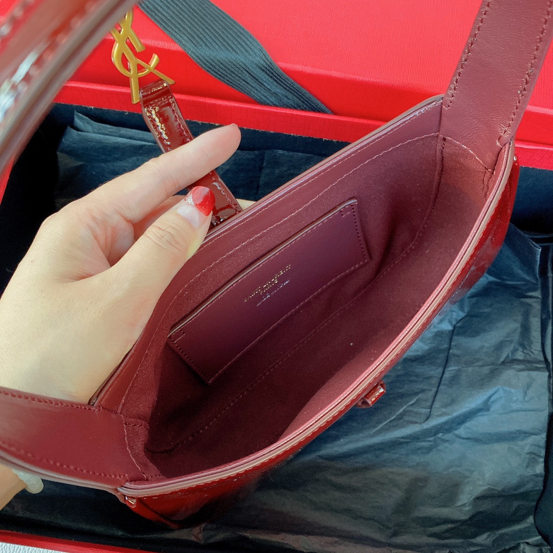 Y*L le 5 À 7 mini (patent leather) 19 x 11.5 x 4.5 cm