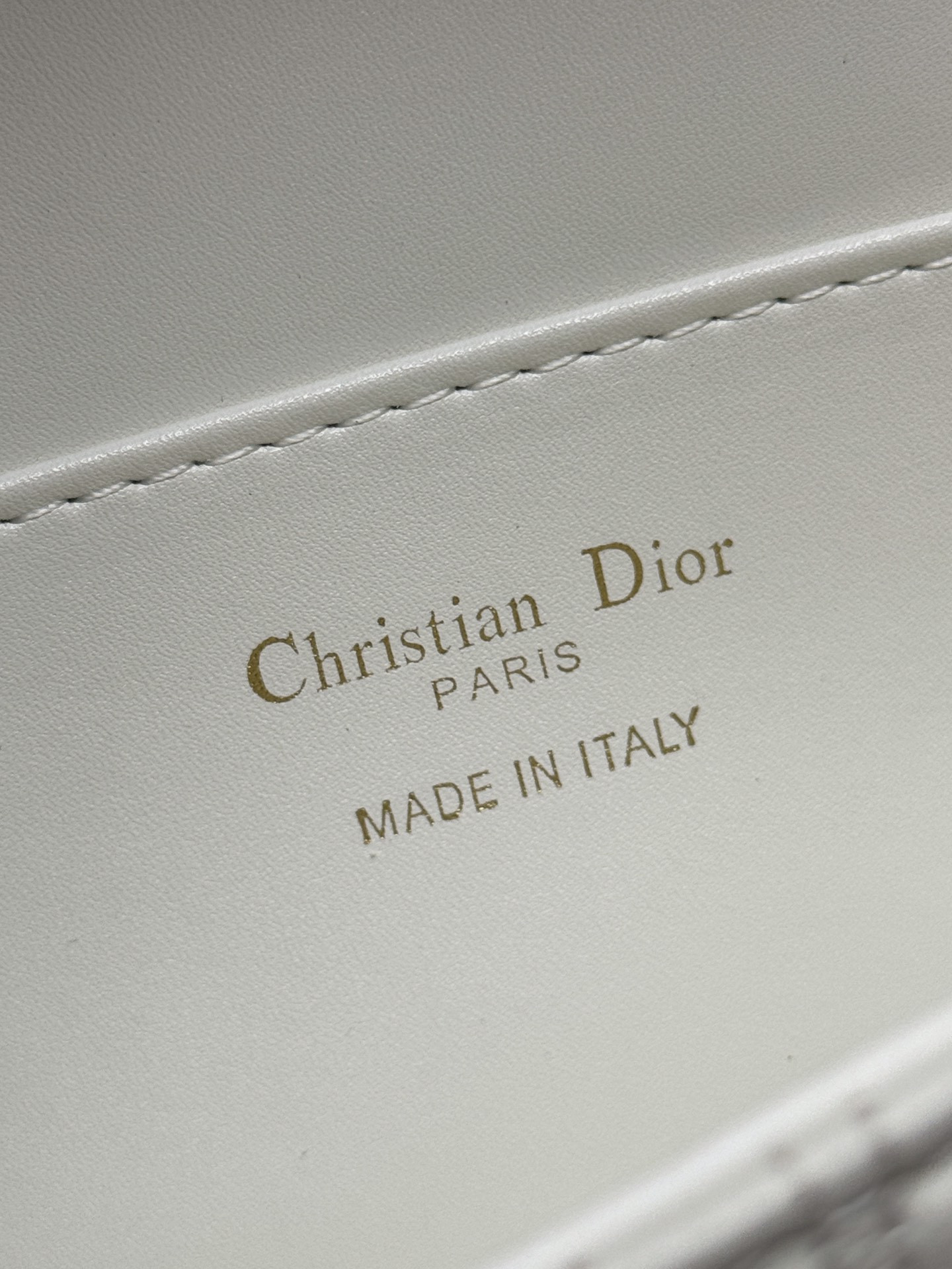 D*or miss D*or flap bag 22 x 11 x 6 cm