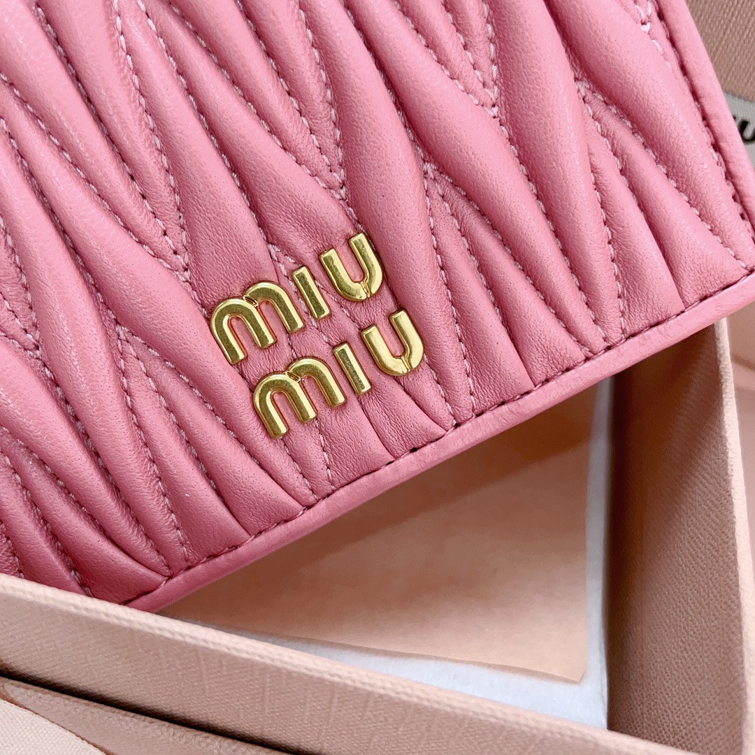 Miu Miu Small matelassé nappa leather wallet 11.2x8.5cm