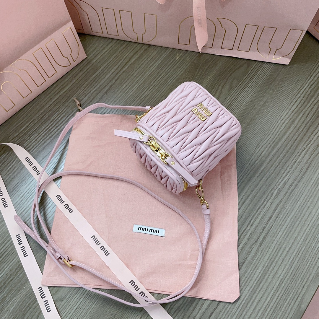 Miu Miu Matelassé nappa leather micro bag 10.5x9.5x7cm