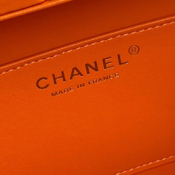 Ch*el box bag 15x22x7.5cm