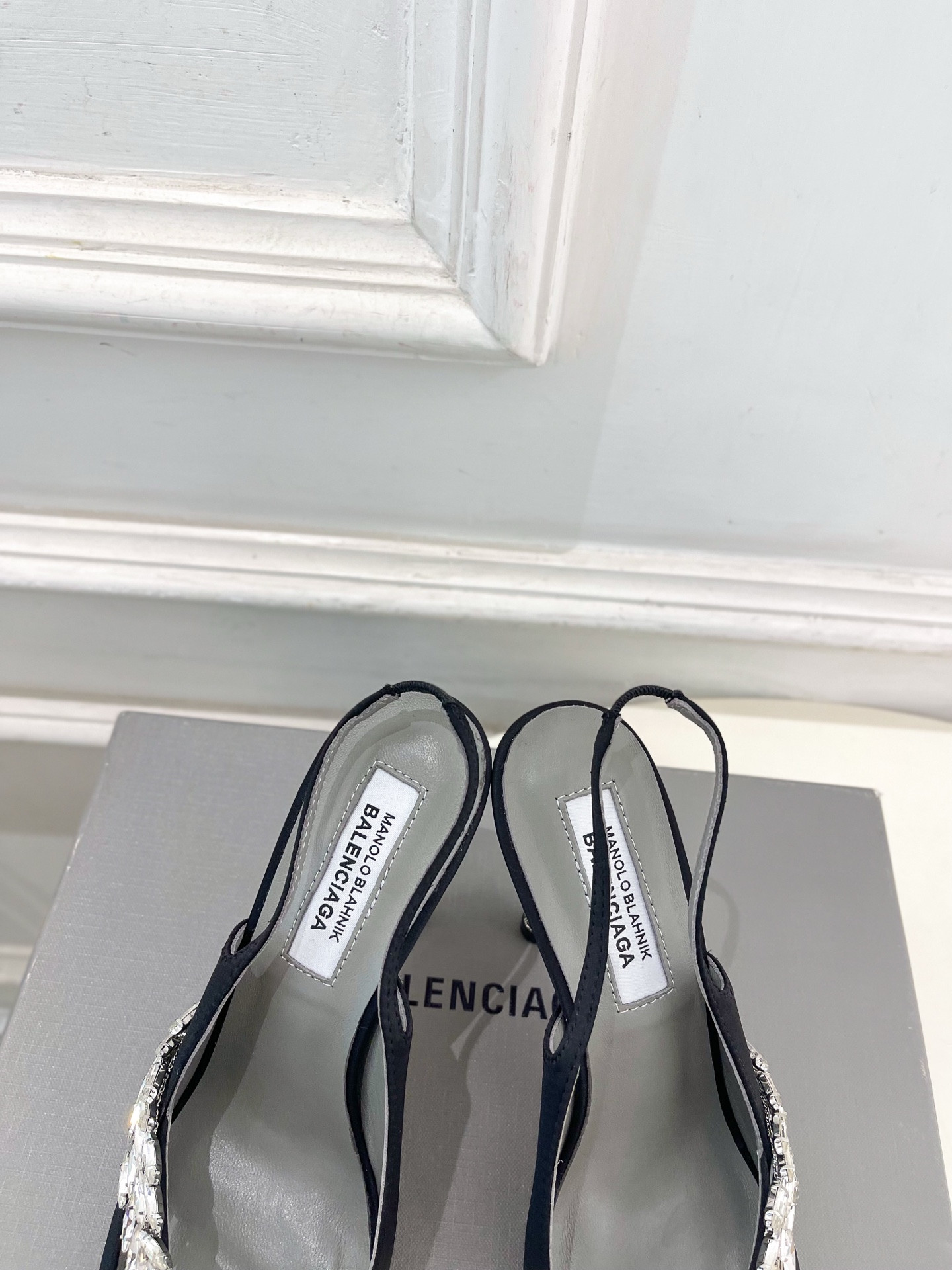 ua ba*len*cia*ga x ma*n010 B1ah*ik slingbacks 10cm heel